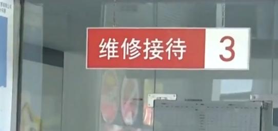 DƬ
